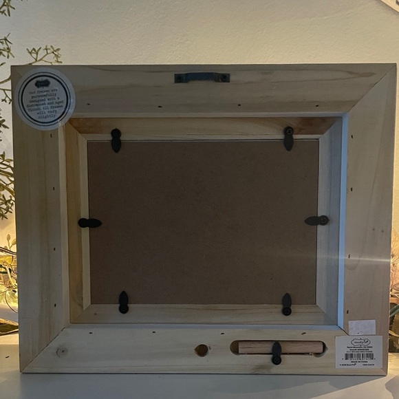 Rustic White Photo Frame - Picture 2 of 3